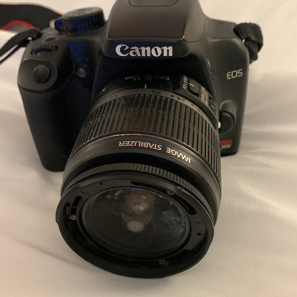 CANON REBEL XS EOS Digital Camera pop out display screen IMAGE STABILIZER LENSE - Picture 1 of 16